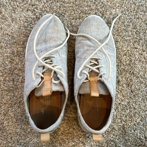 Toms shoes 7.5